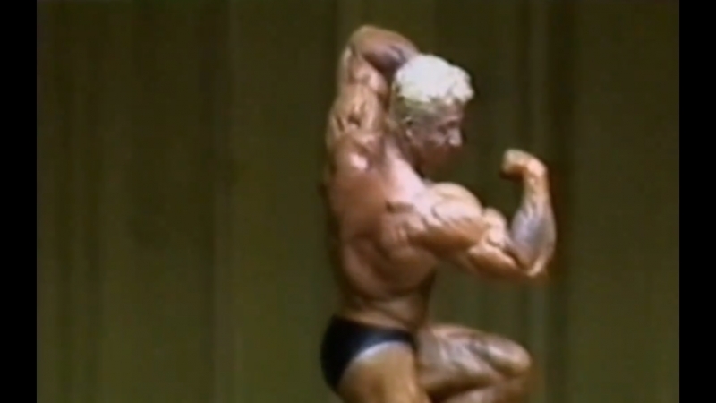 Dorian Yates - posing