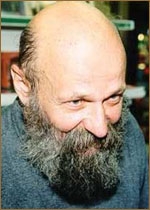 Александр Александров (26.06.1947 - 09.02.2009) советский и российский киноактёр, кинорежиссёр, сценарист, продюсер, директор фи