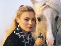 Лариса Белогурова (04.10.1960 - 20.01.2015)  советская актриса театра и кино