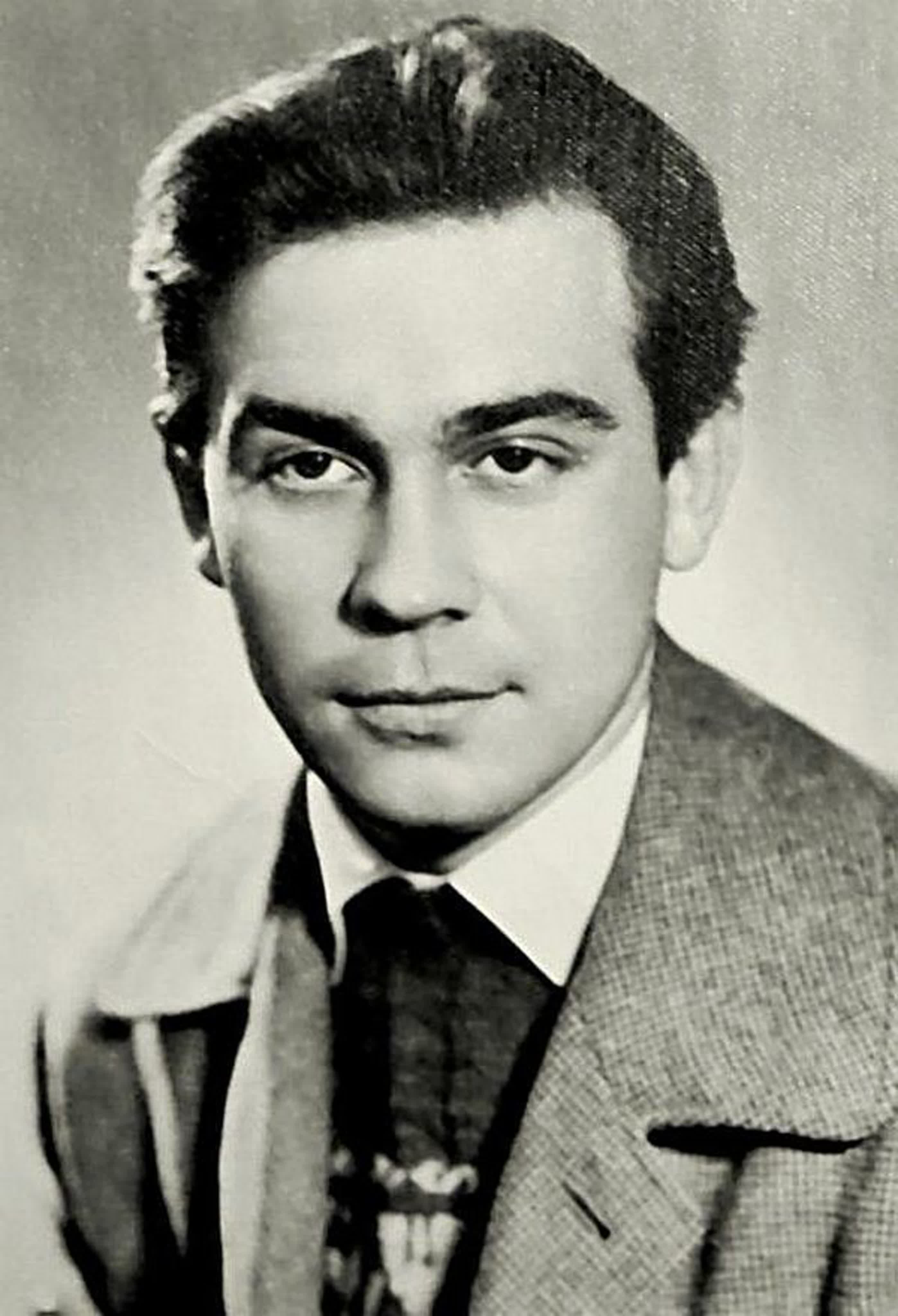 Лев Борисов (08.12.1933 - 15.11.2011)  советский и российский актёр театра и кино.