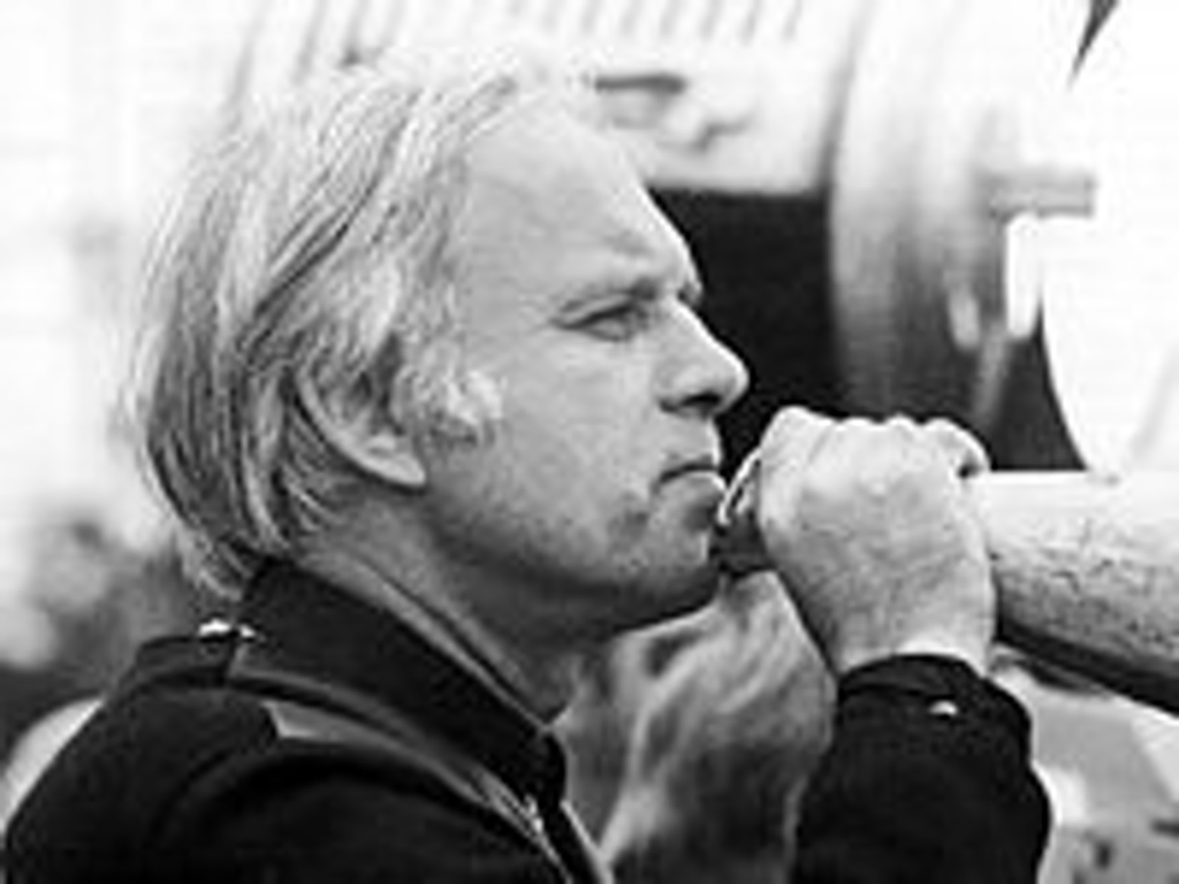 Виктор Садовский (26.12.1922 - 12.11.1997) советский кинорежиссёр и сценарист. Заслуженный деятель искусств РСФСР (1976).