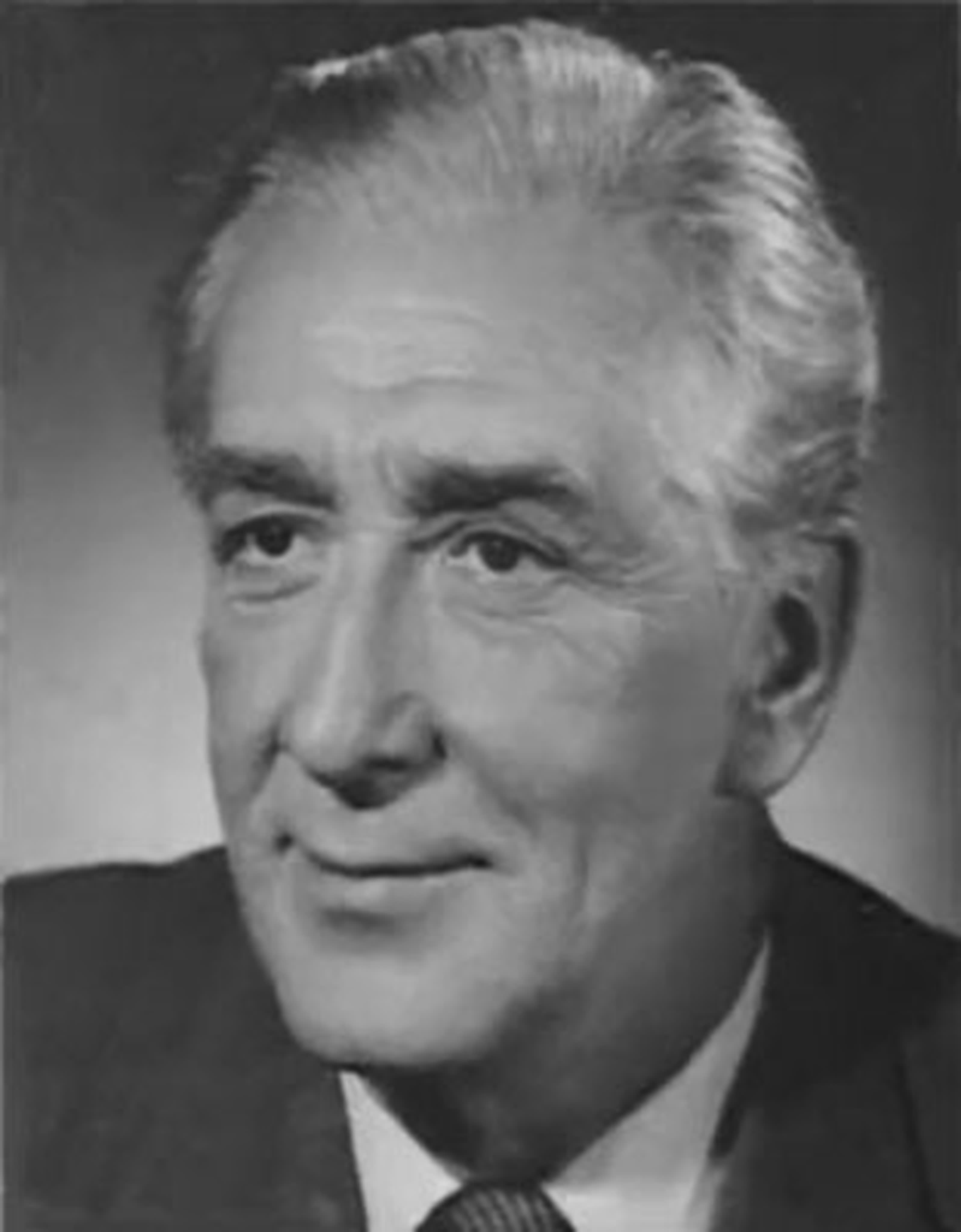 Николай Волков (старший) (23.03.1902 - 22.10.1985) советский актёр театра и кино. Заслуженный артист Украинской ССР (1956).