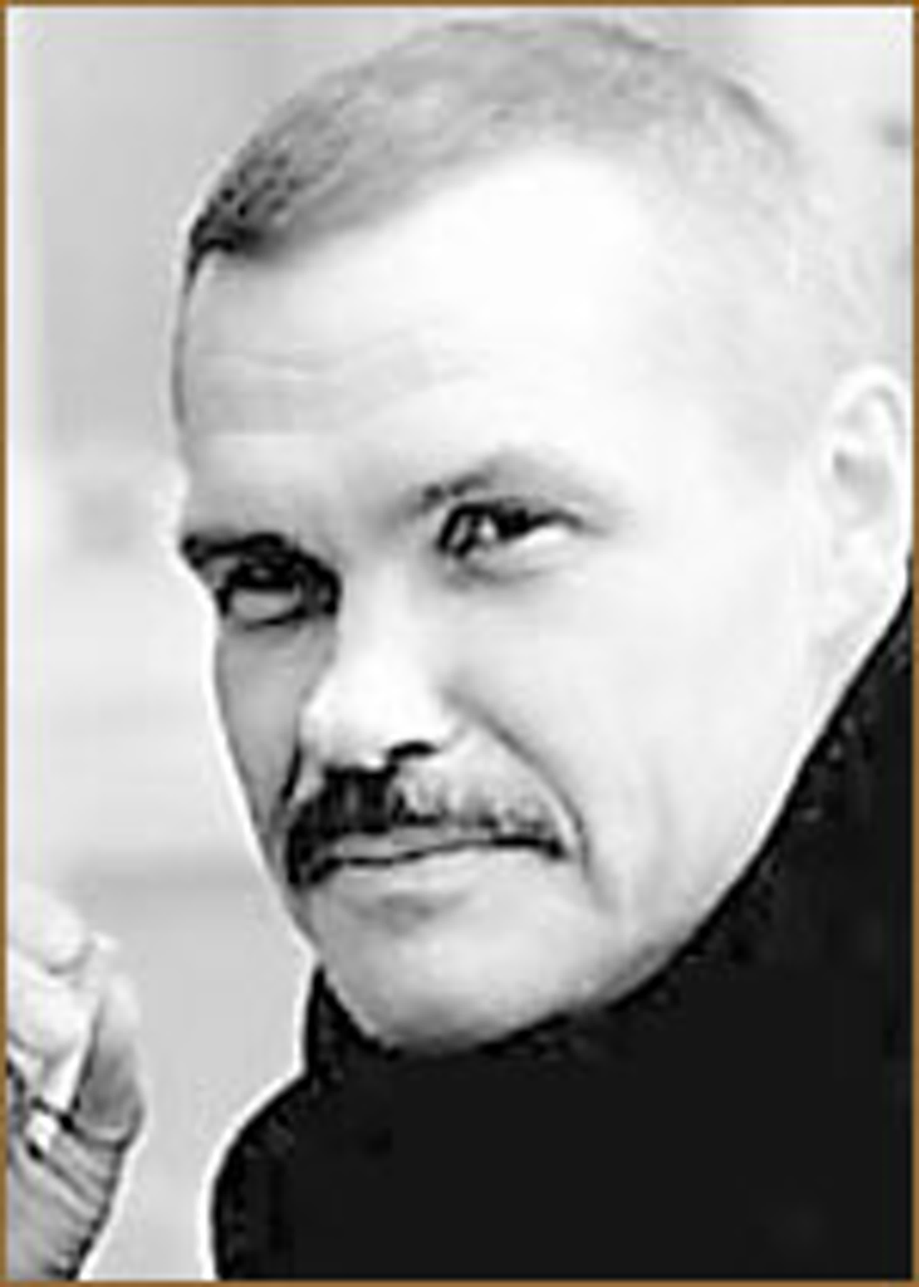 Артур Макаров (22.06.1931 - 03.10.1995) писатель, киносценарист.