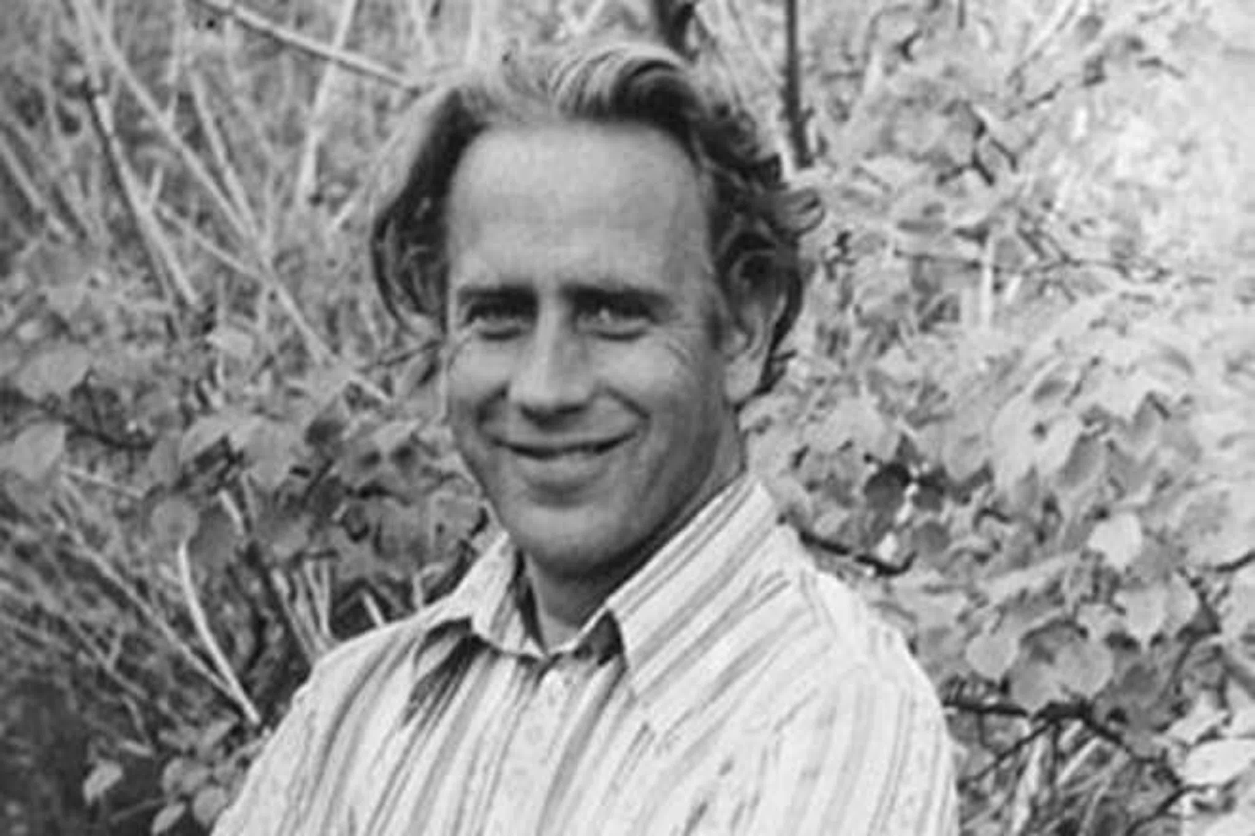 Владислав Крапивин (14.10.1938 - 01.09.2020) русский детский писатель, поэт, сценарист