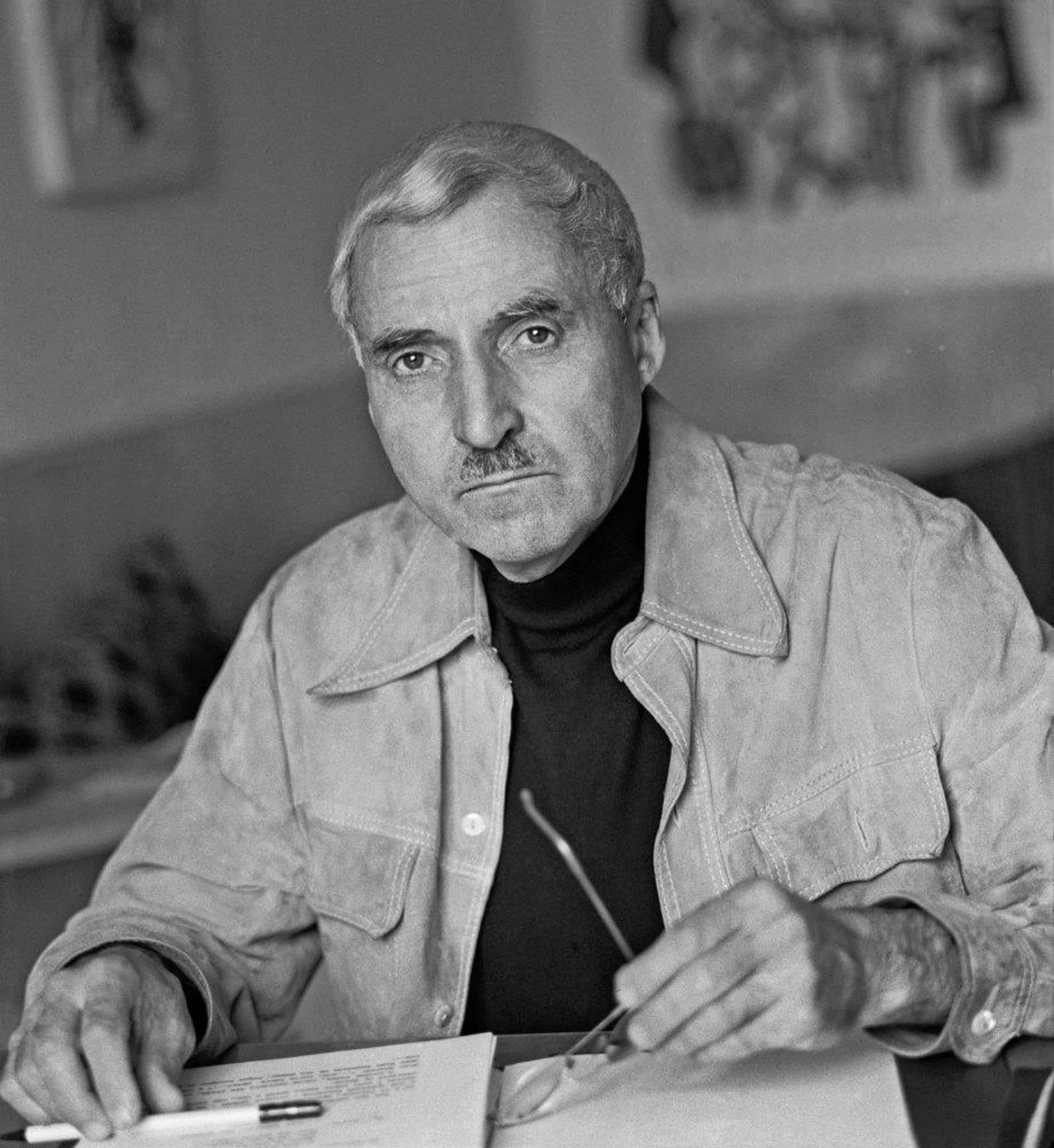 Константин Симонов (28.11.1915 - 28.08.1979) русский советский прозаик, поэт, драматург, киносценарист
