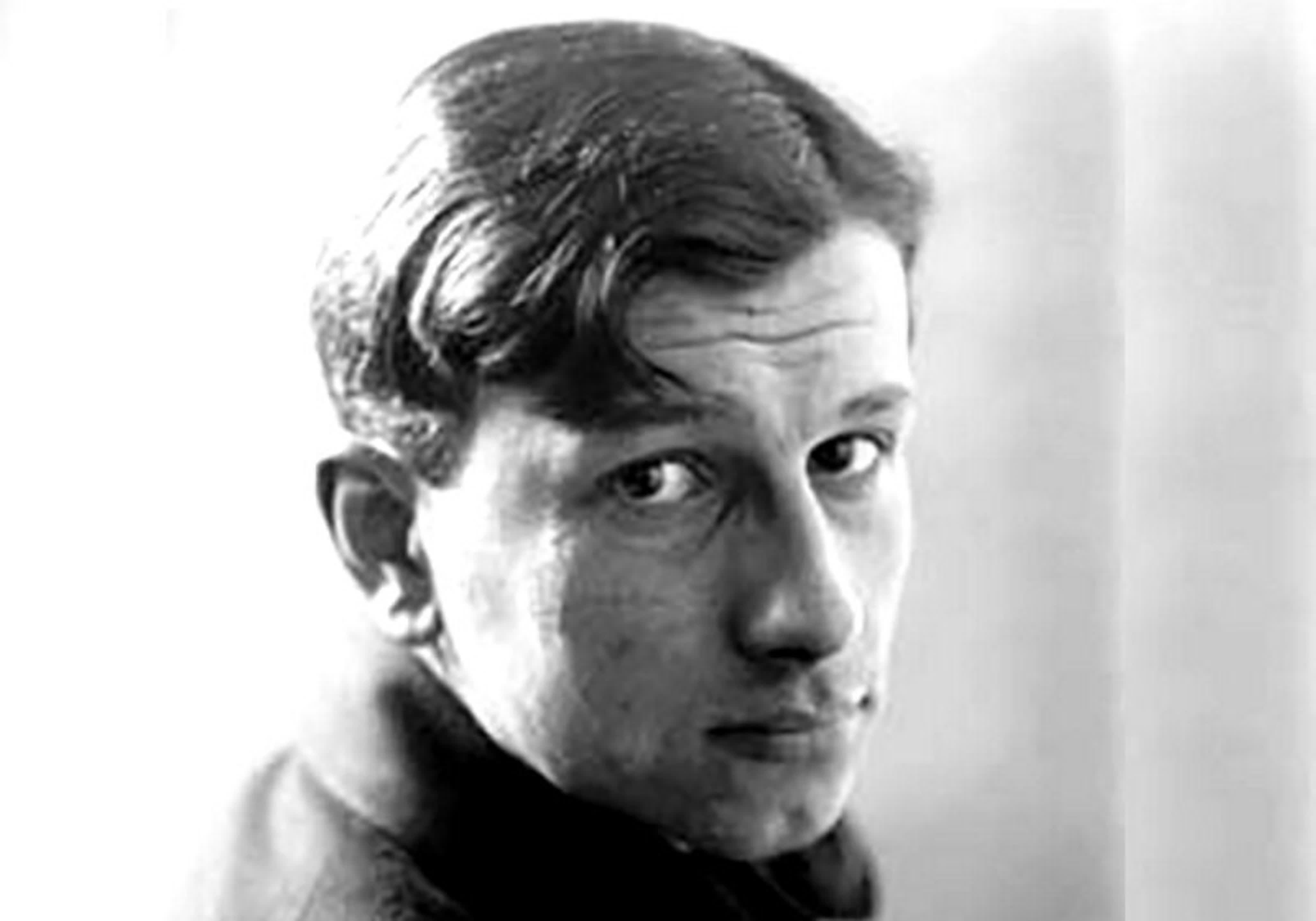 Николай Эрдман (16.11.1900 - 10.08.1970) советский поэт и драматург, киносценарист. Лауреат Сталинской премии второй степени (19