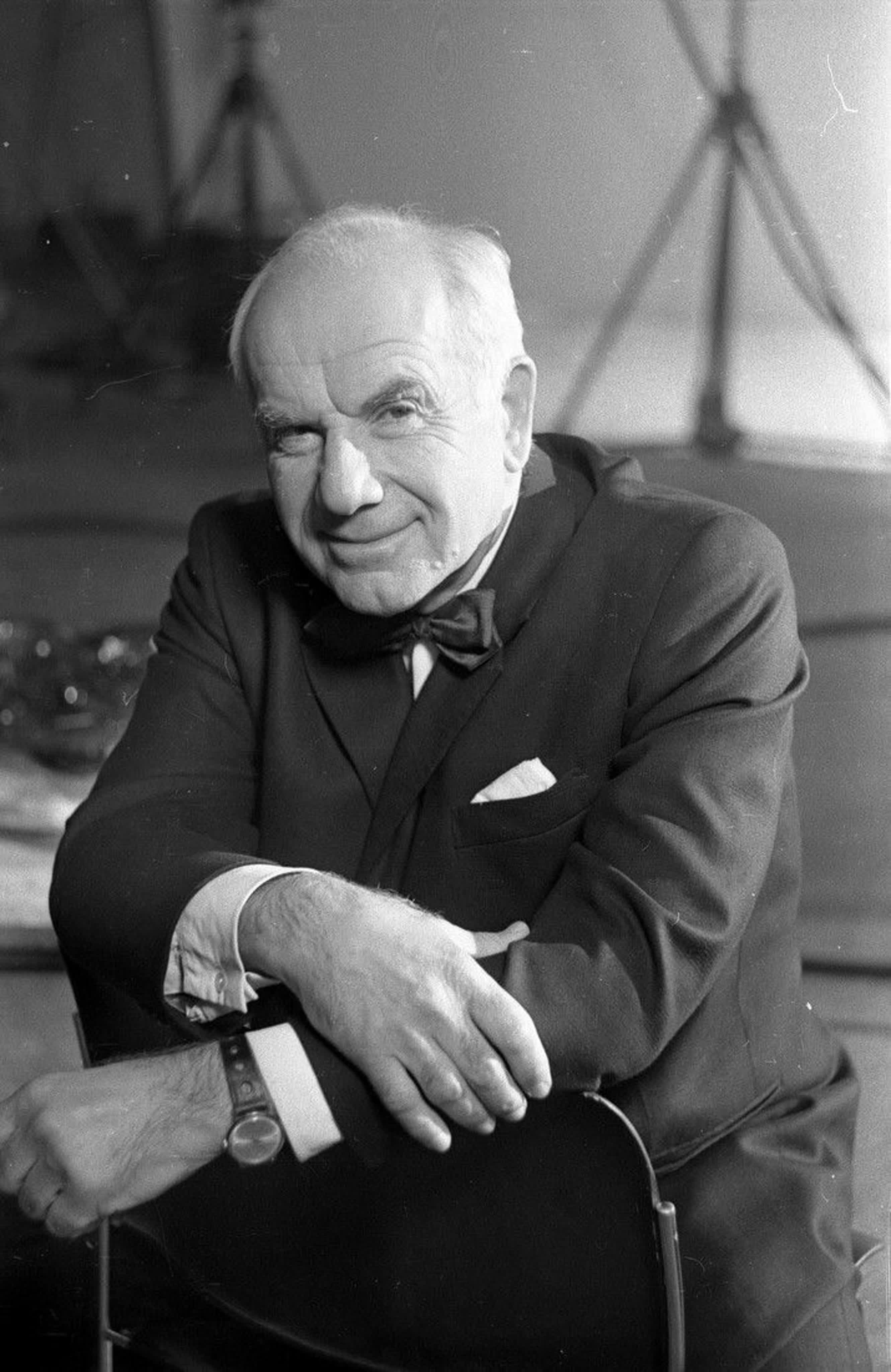 Игорь Ильинский (24.07.1901 - 13.01.1987) советский актёр, режиссёр театра и кино, мастер художественного слова (чтец). Народный