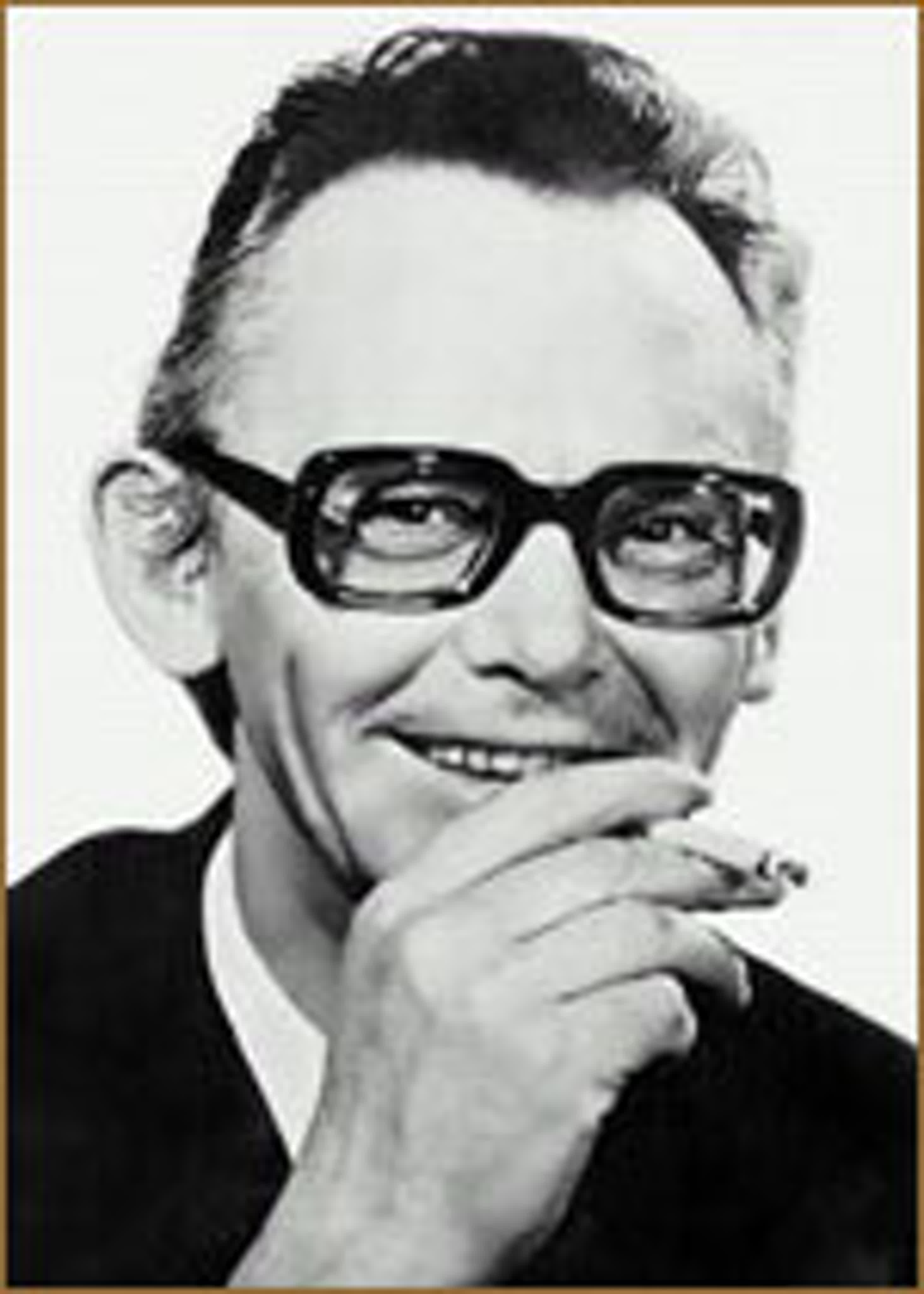 Леонид Гайдай (30.01.1923 - 19.11.1993) советский и российский кинорежиссёр, сценарист, киноактёр; народный артист СССР (1989),