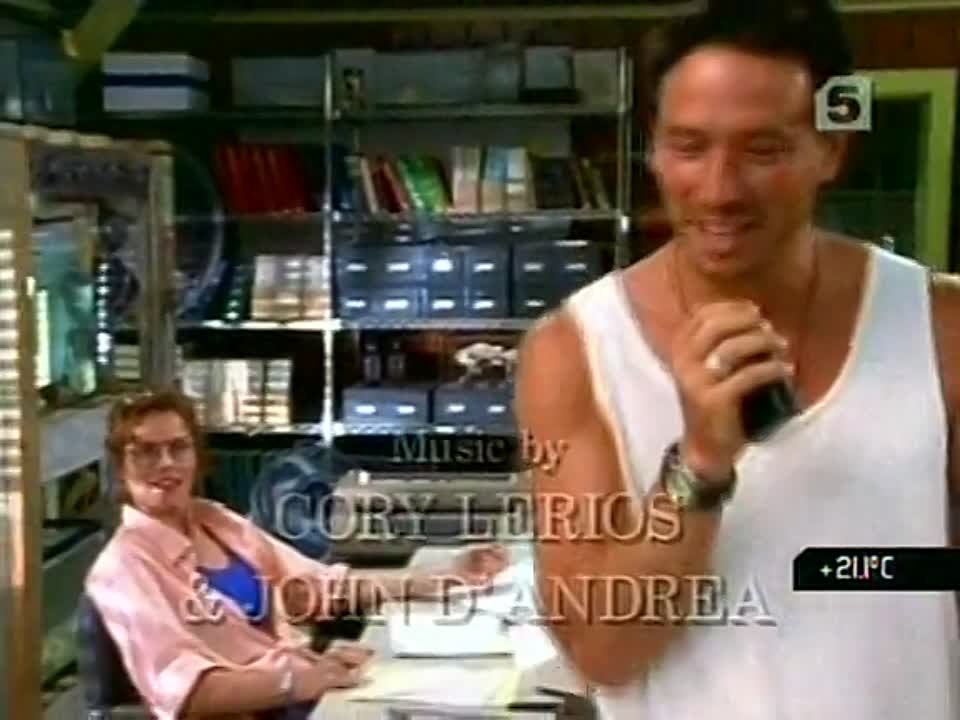 «Флиппер» Детский приключенческий сериал / США, 1995