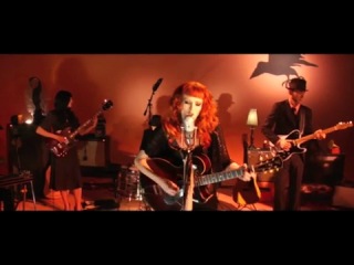 Recorded live at Third Man Records, Nashville, TN.