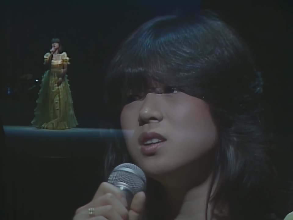 Akina Nakamori 4К.