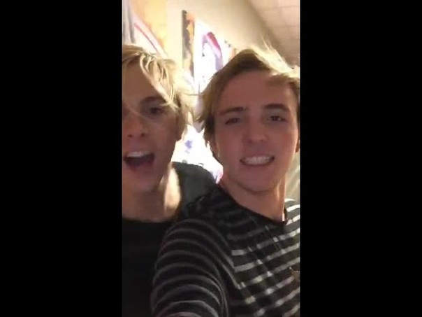 R5 on Periscope