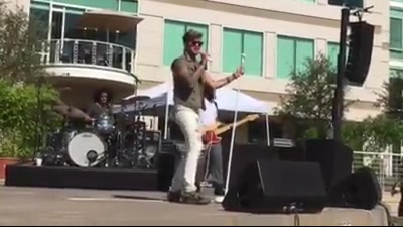 AL: Apple HQ Beer Bash Cupertino, CA, 24.07.2015