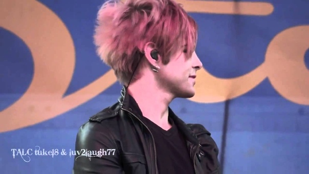 96.5TIC Spring Fling Concert, Six Flags New England (Metro PCS stage in Catering Grove, Agawam, MA), 26.05.2012