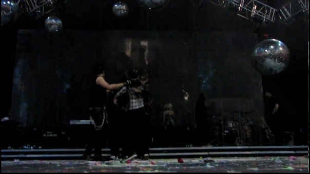 52. Adam Lambert - American Idol Tour 2009: Manchester, New Hampshire (Verizon Wireless Arena), 15.09.2009