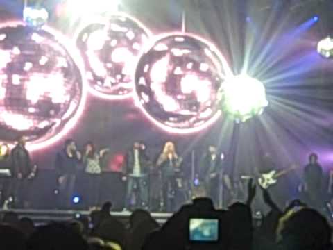 35. Adam Lambert - American Idol Tour 2009: Cleveland, Ohio (Wolstein Center), 23.08.2009