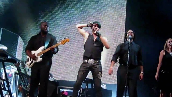 32. Adam Lambert - American Idol Tour 2009: Albany, New York (Times Union Center), 19.08.2009