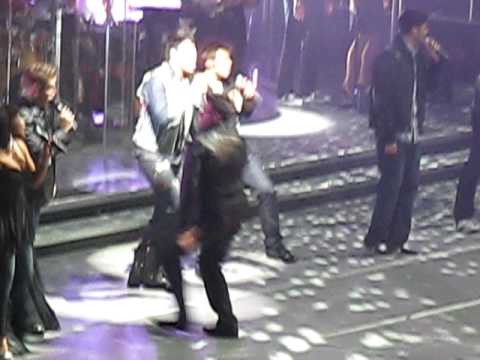 14. Adam Lambert: American Idol Tour 2009: North Little Rock, Arkansas (Verizon Arena), 25.07.2009
