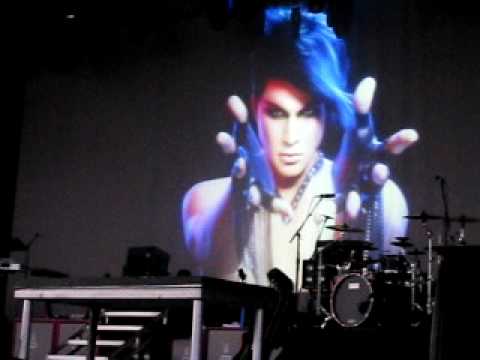 #11 Adam Lambert - GNT: KISS 92.5, Wham Bam 2010, Molson Ampitheater, Toronto, Ontario, 19.06.2010  ​