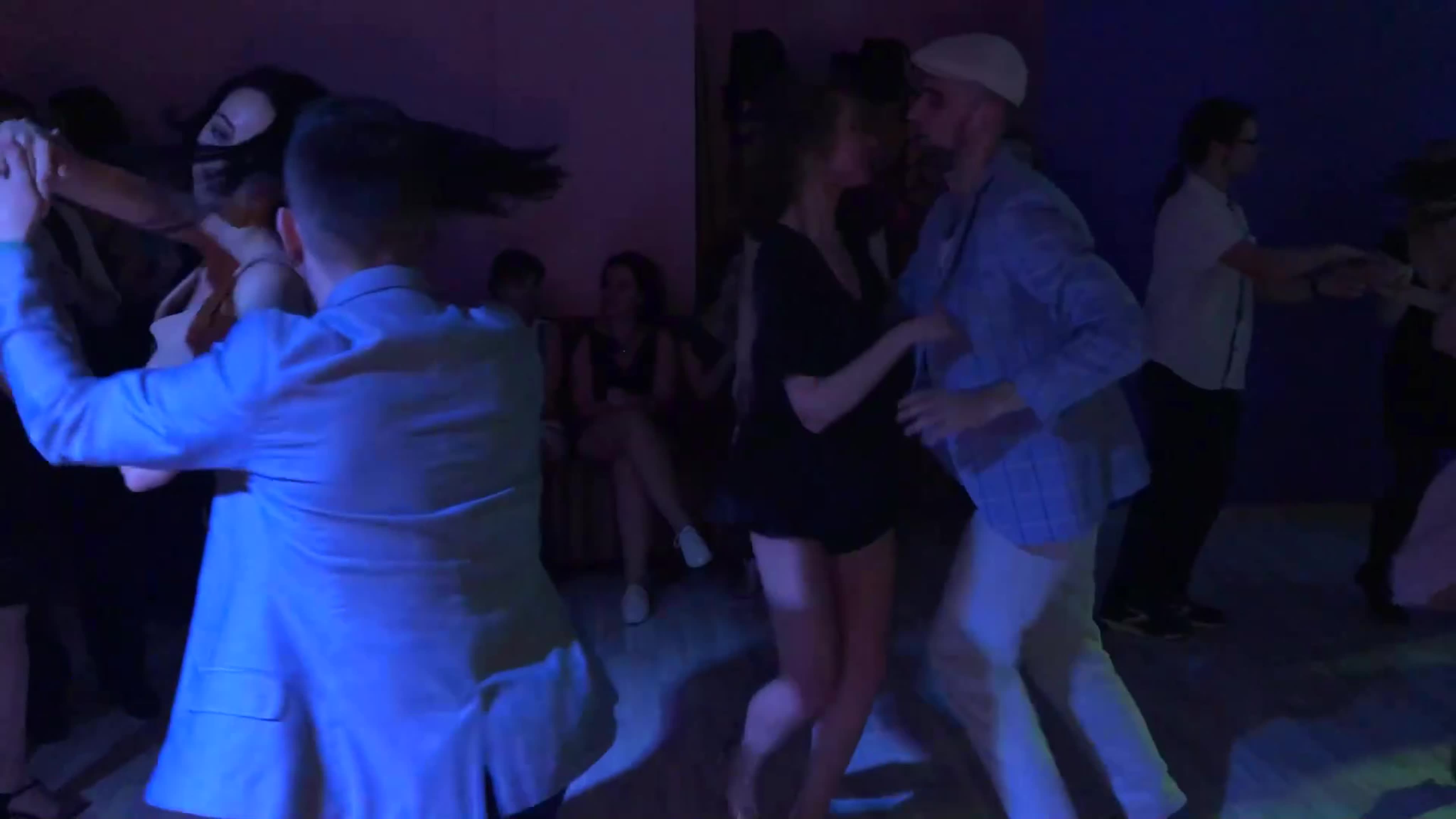 SDS | SOCIAL DANCING