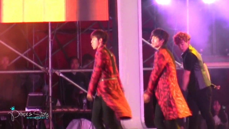 [FANCAM] SMTown LIVE 2013