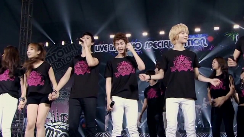 [FANCAM] SMTown LIVE 2012