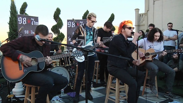 Live at the 98.7 Penthouse