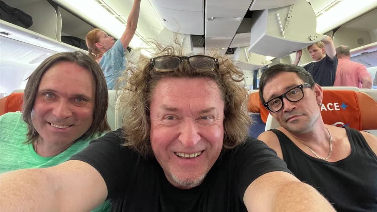 Видеорепортажи с гастролей