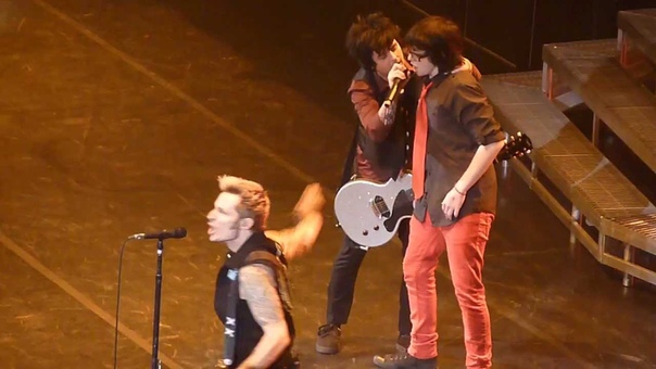 Green Day Live at Patriot Centre 04/04/2013