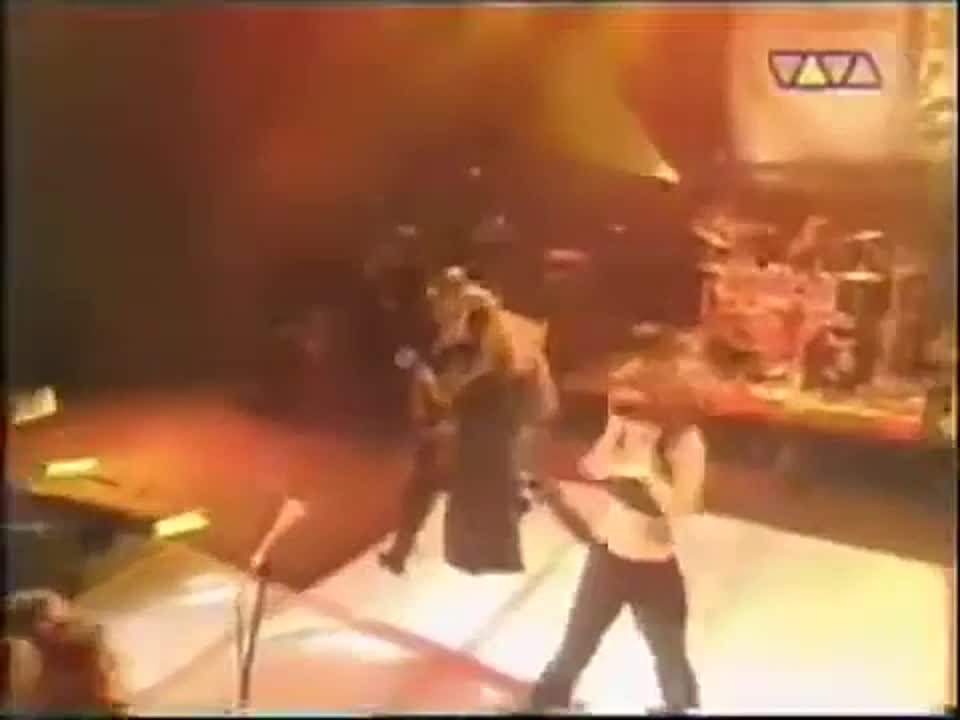 VIVA Metalla / Virus