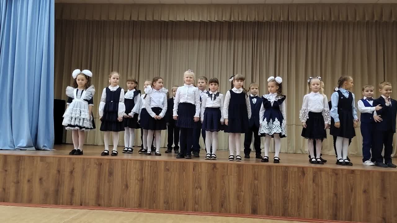 Концерт ко Дню Учителя 05.10.2023