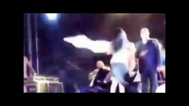 Clips Dancer