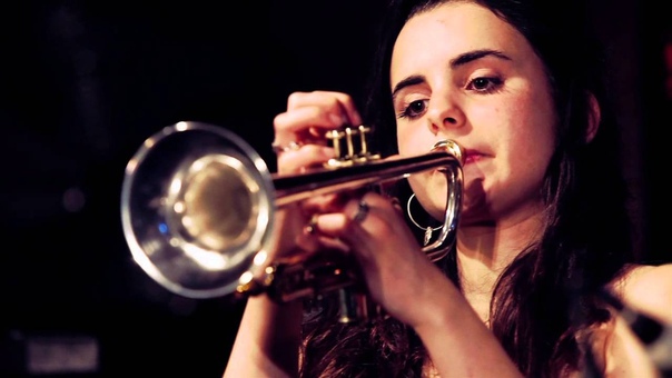 ANDREA MOTIS