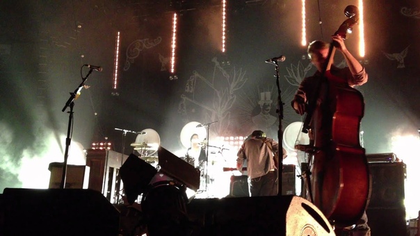 Mumford & Sons at Deck the Hall Ball 2011
