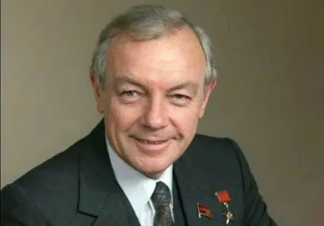Лавров Кирилл