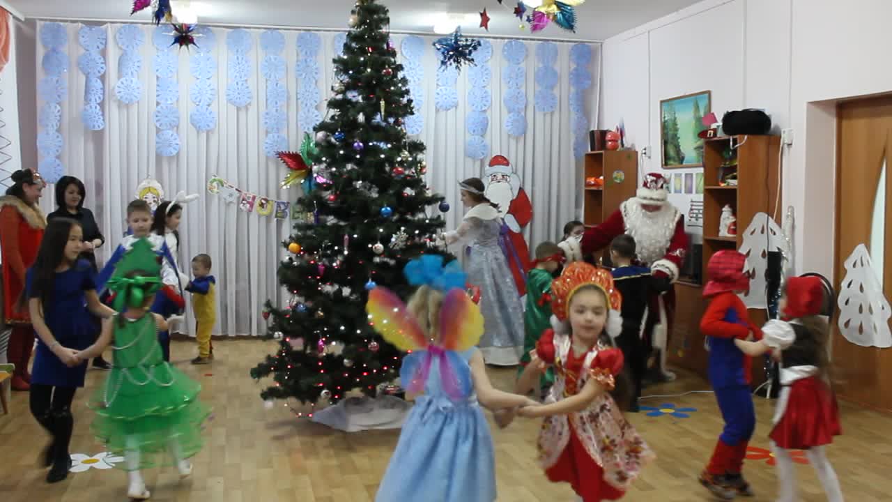Новогодний утренник 27 декабря 2018г.