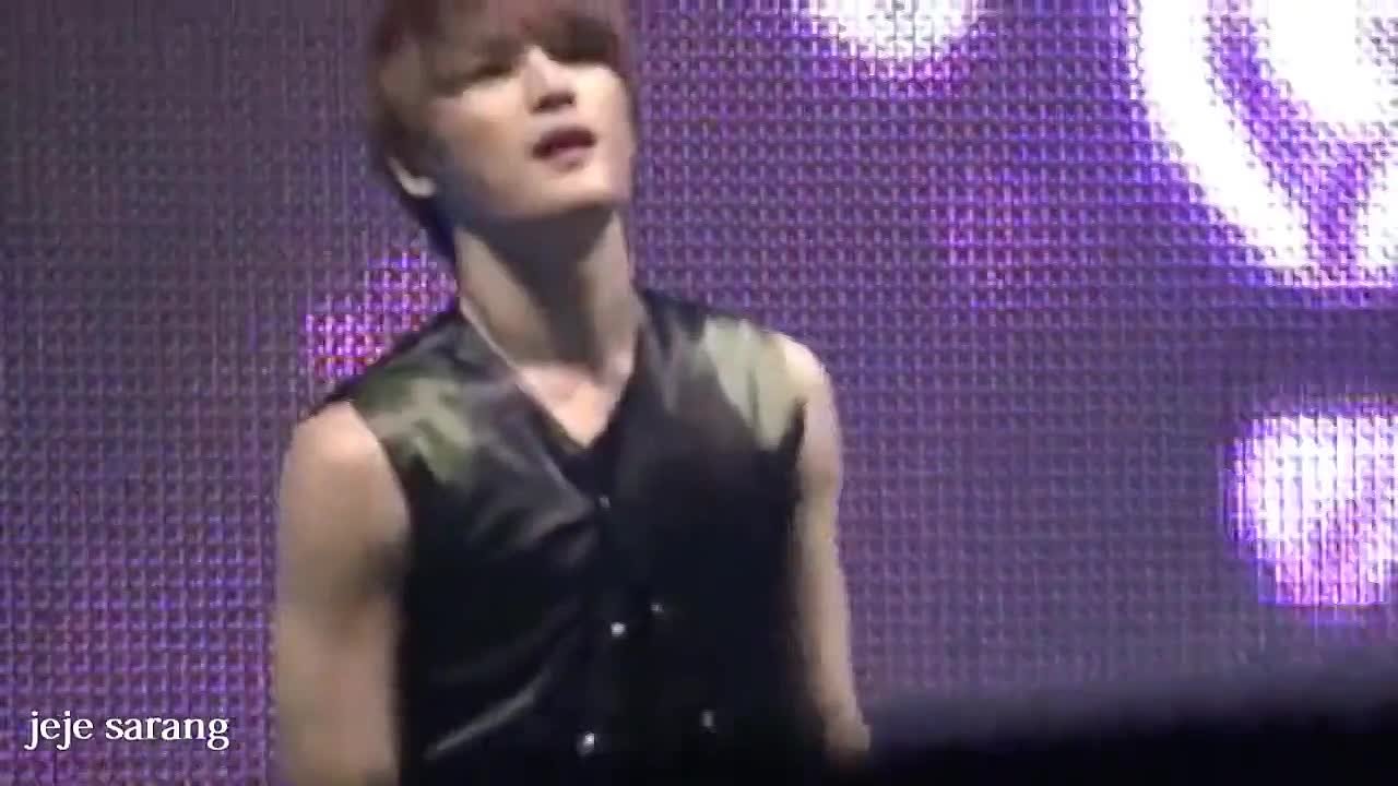 110312 JYJ концерт в Перу + 100312 пресс - конференция