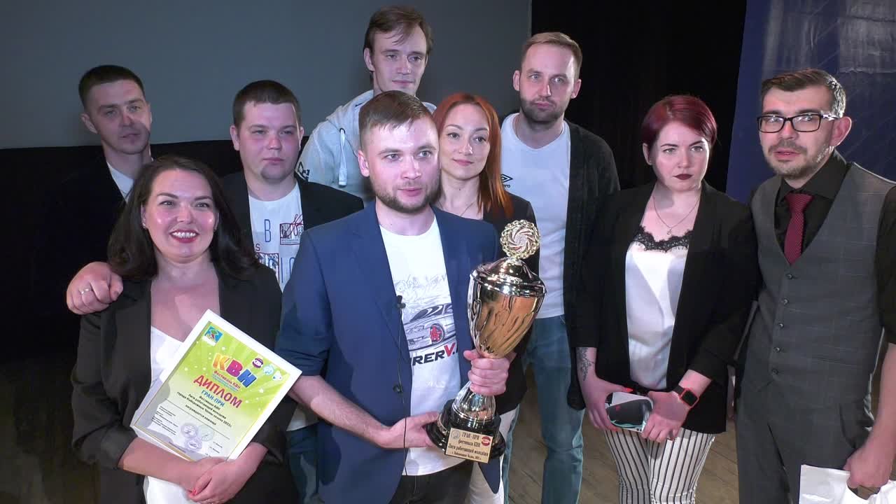 Смех да и только
