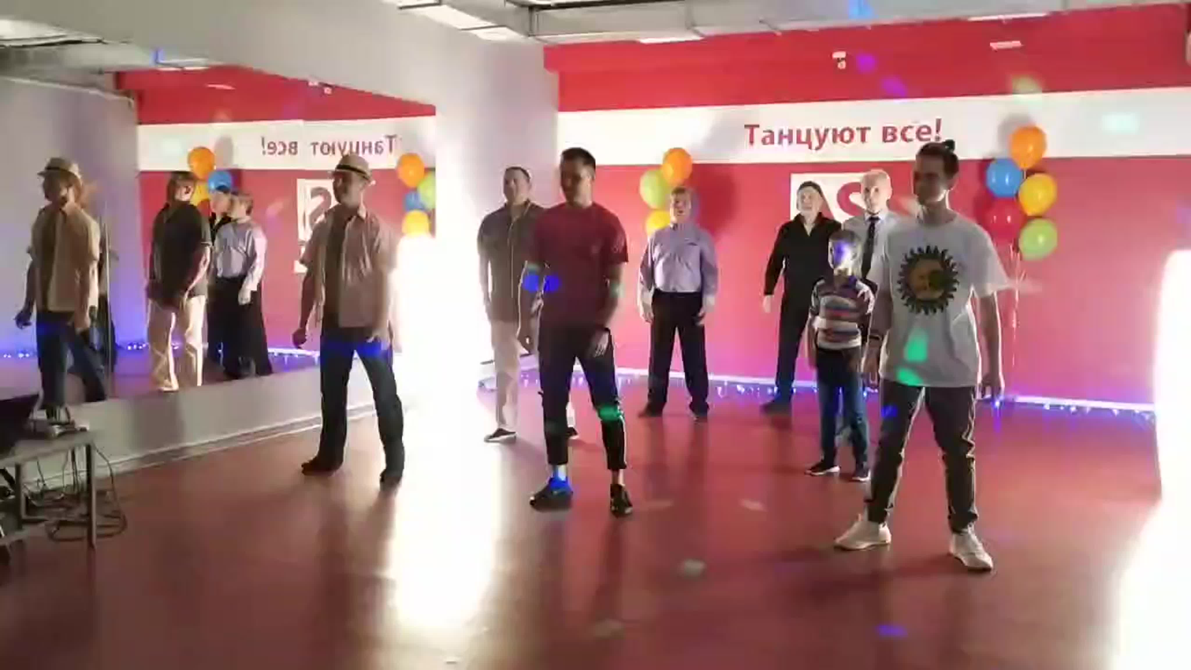 Посвящение в танцоры 14.11.2010, или Яркая вечеринка