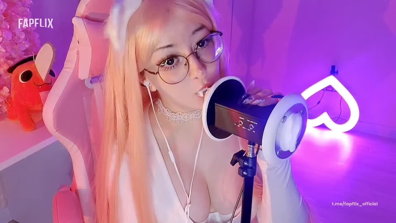 Lyrica ASMR