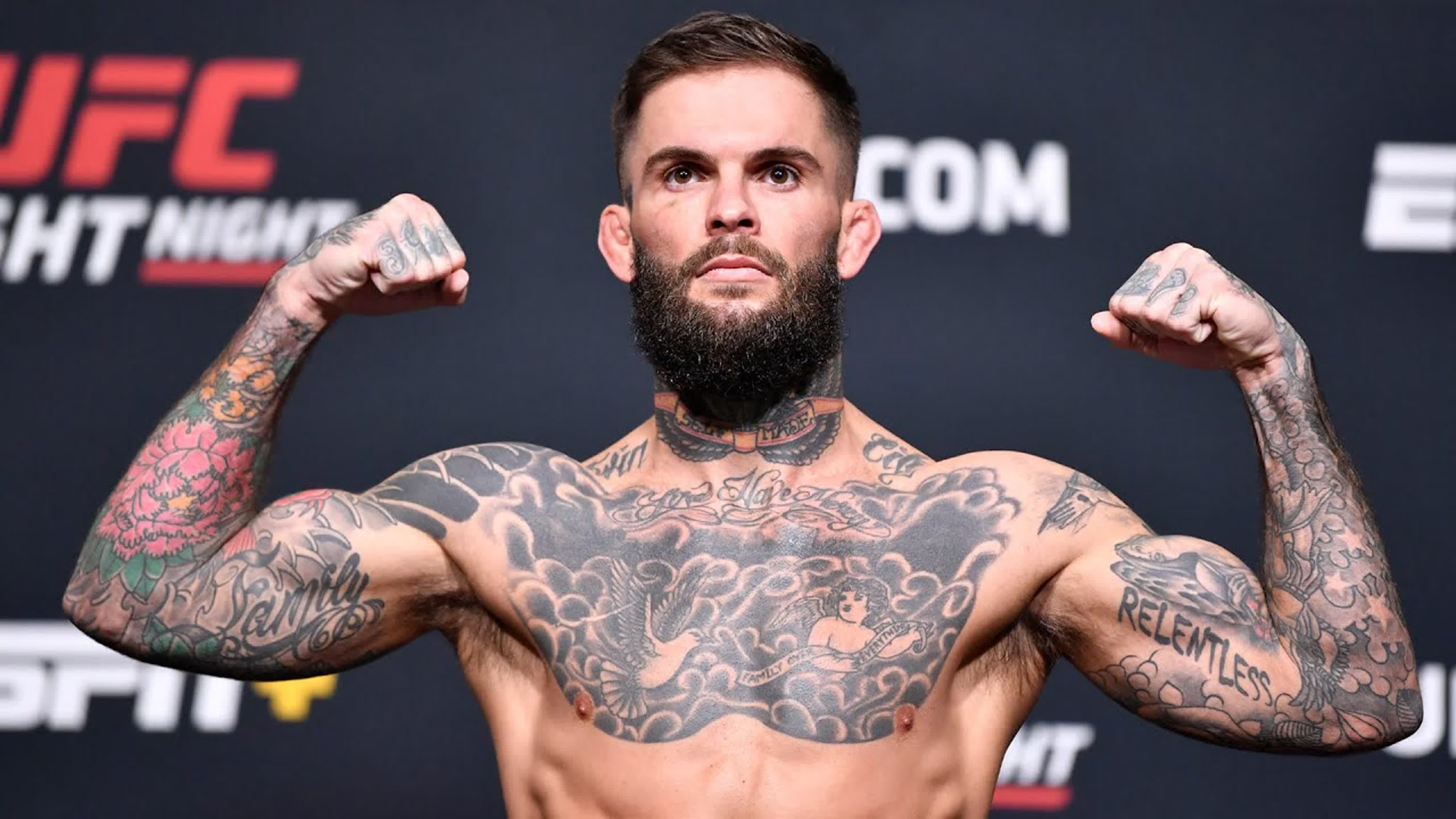 UFC Вегас 27