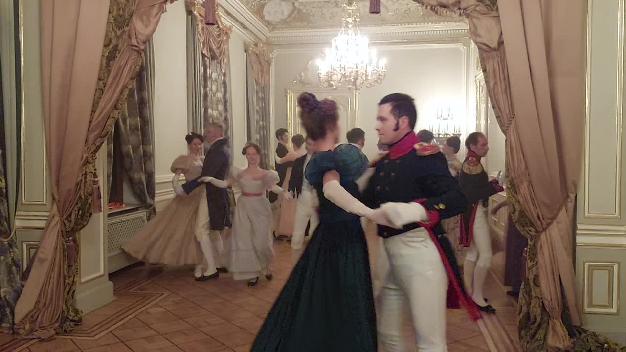 ВАЛЬСЫ.РАЗНЫЕ КЛУБЫ.