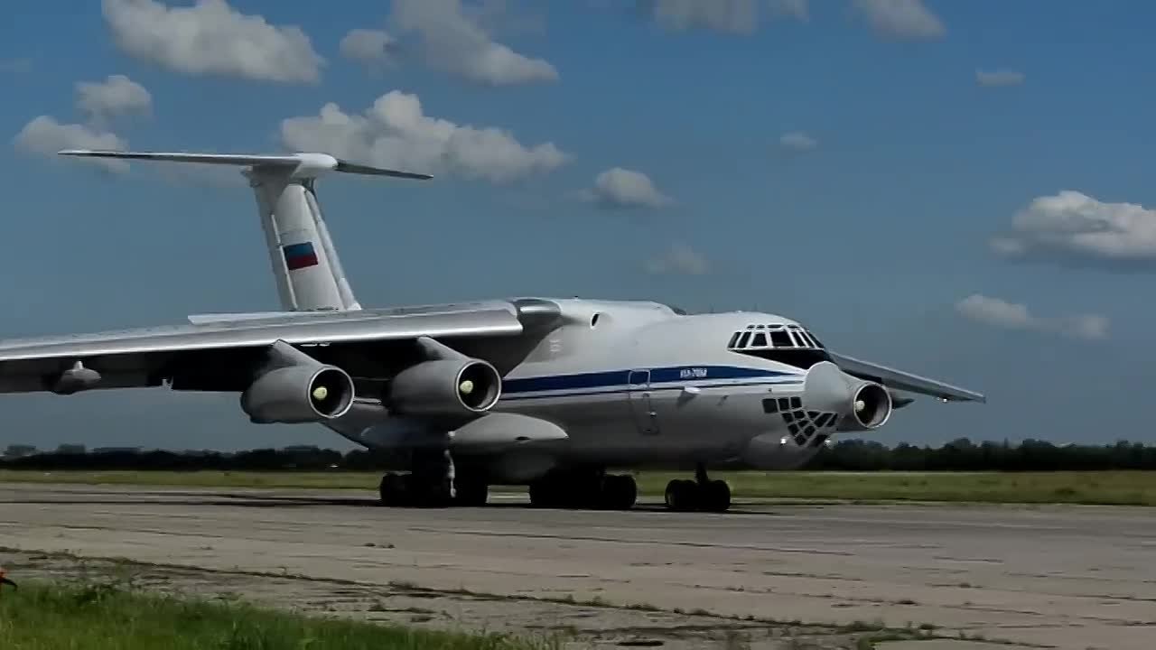 Ил-78М: посадка "по-афгански"