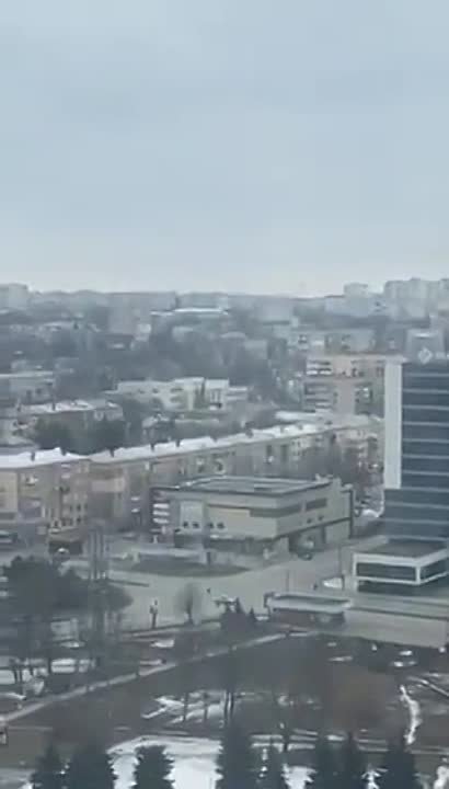 Спросите Вы у тишины,хотят ли русские войны...над ширью пашен и полей и у берез и тополей?