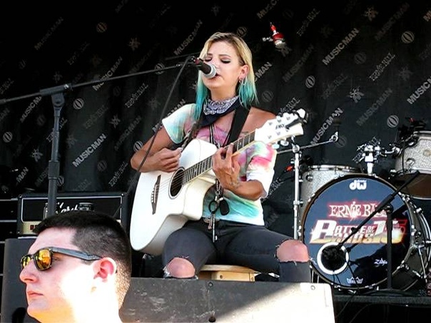 [Live 2011]