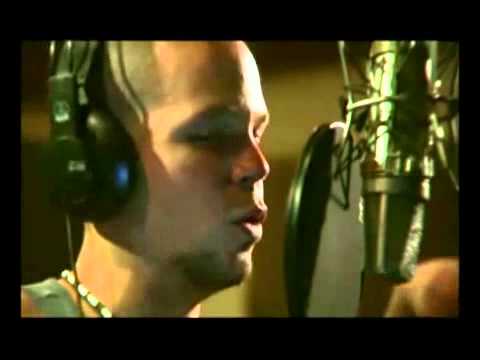 Calle 13 (René Pérez)