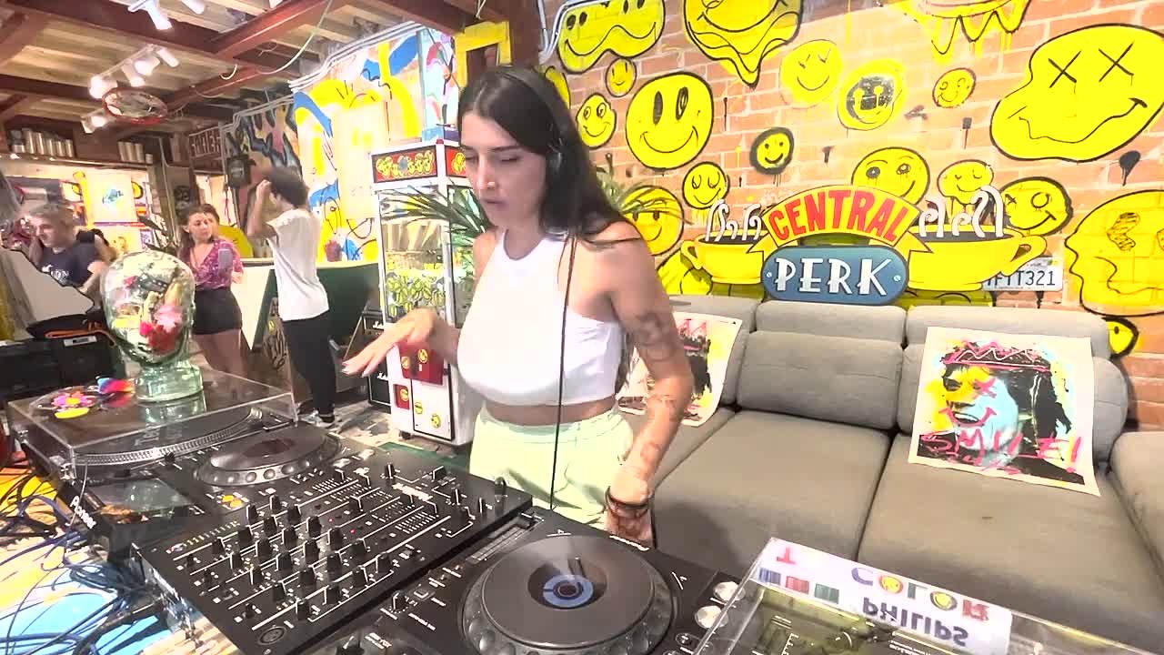 TECHNO 1