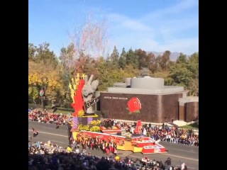 1 января 2014 Джеки на 125 Annual Tournament of Roses Parade