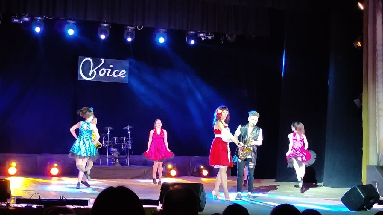 Шоу программа "Время первых"