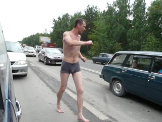 -► На дороге (On the road)